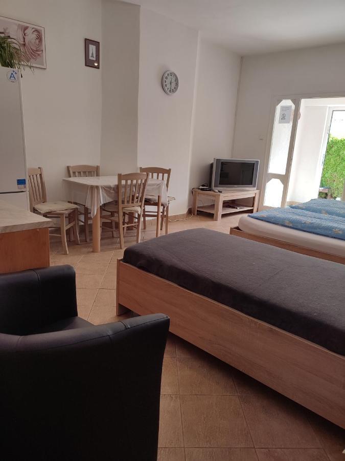 Pension Dana Karaskova Apartment Kutna Hora Luaran gambar