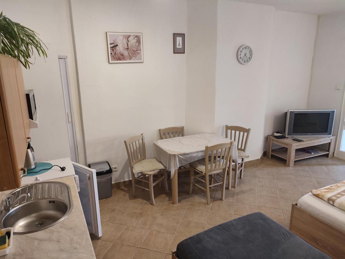 Pension Dana Karaskova Apartment Kutna Hora Luaran gambar