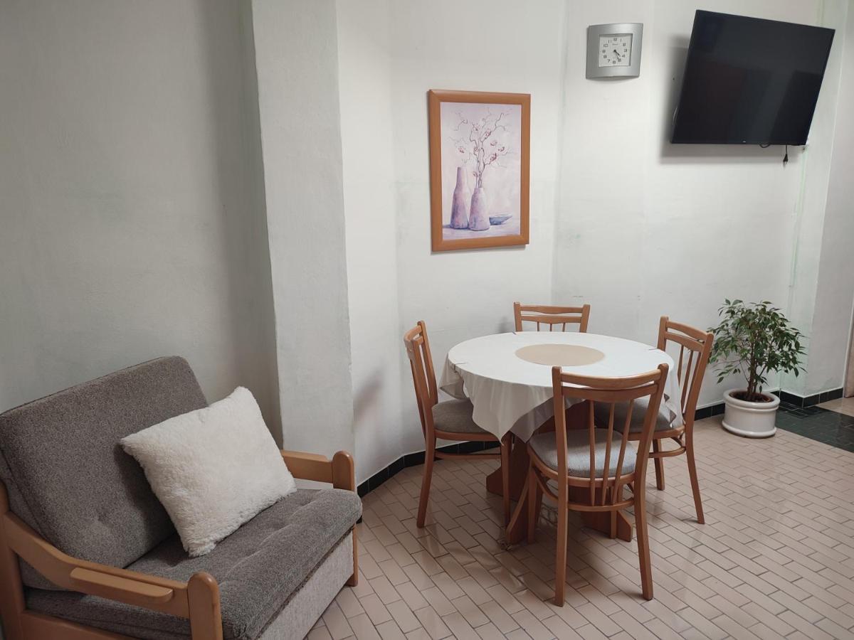Pension Dana Karaskova Apartment Kutna Hora Luaran gambar