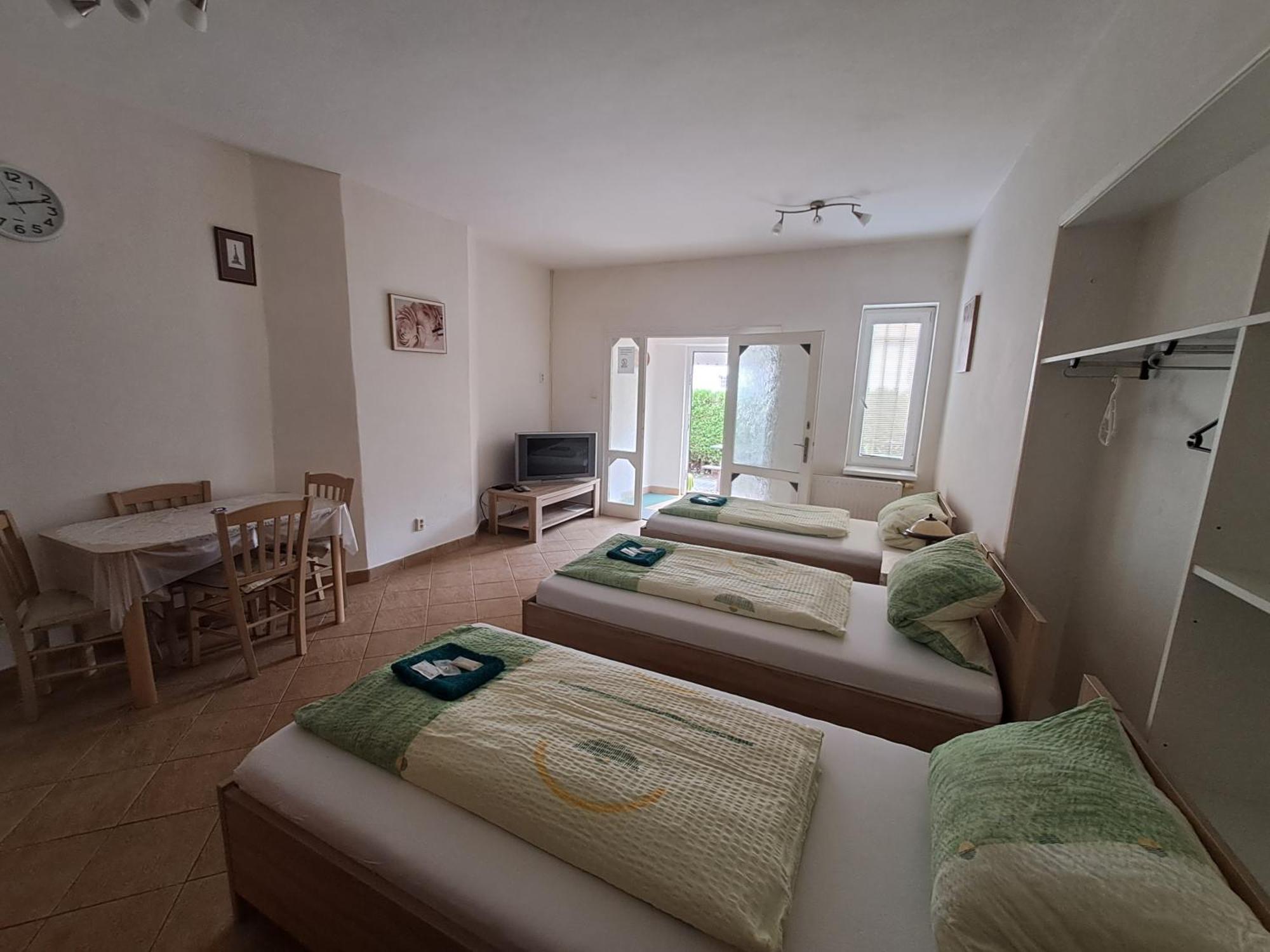 Pension Dana Karaskova Apartment Kutna Hora Luaran gambar